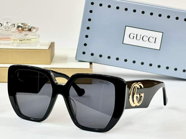 Picture of Gucci Sunglasses _SKUfw80879741fw